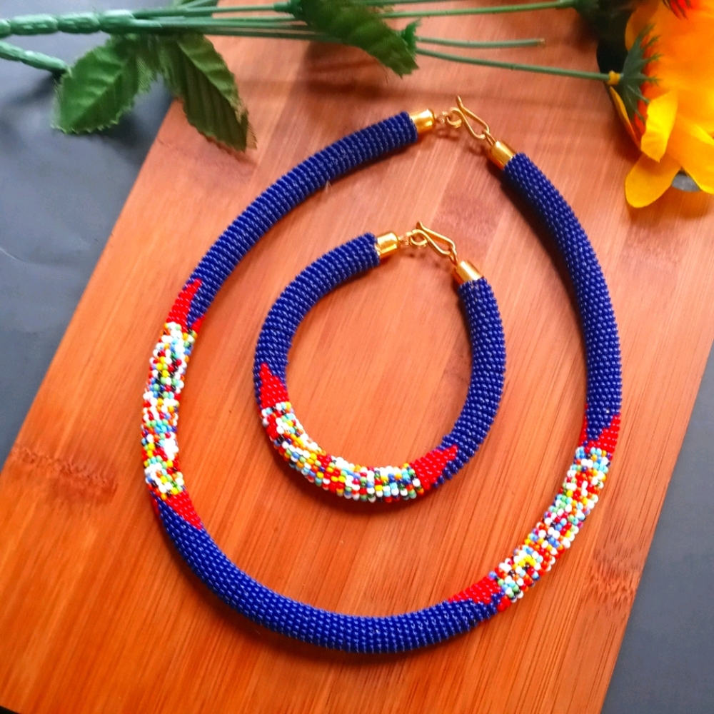 2PC Beautiful African Beaded Maasai Jewelry Set - Picture 4 of 12
